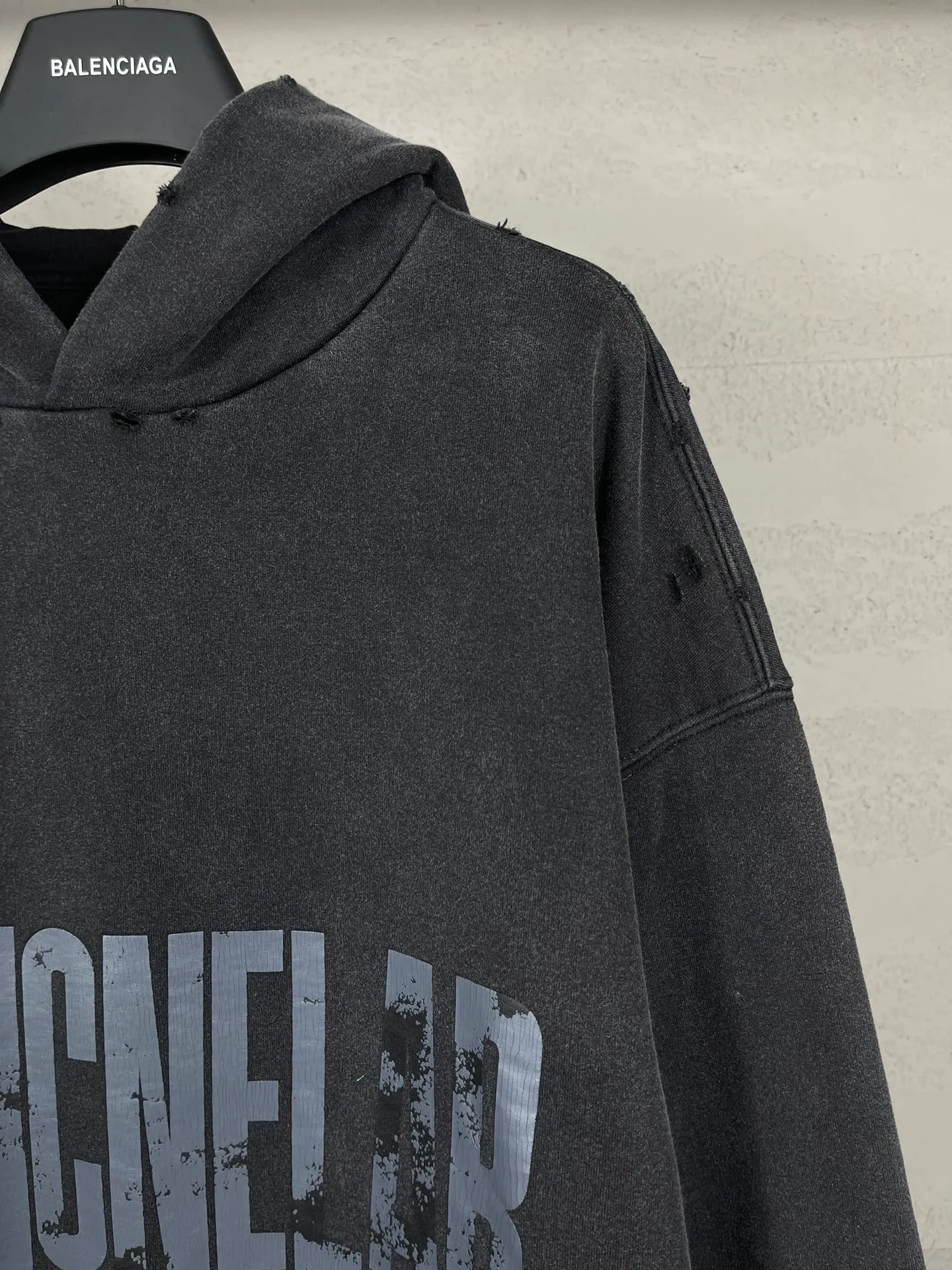 【 . Quality】BALENCI*GA/ .SS 24 New Arrival， . . Authentic ， ！ ZP 。 460 ， . ， ，。 。 . ， 。 OS . Same Style ：BL 238902 ： Size：XS S M L